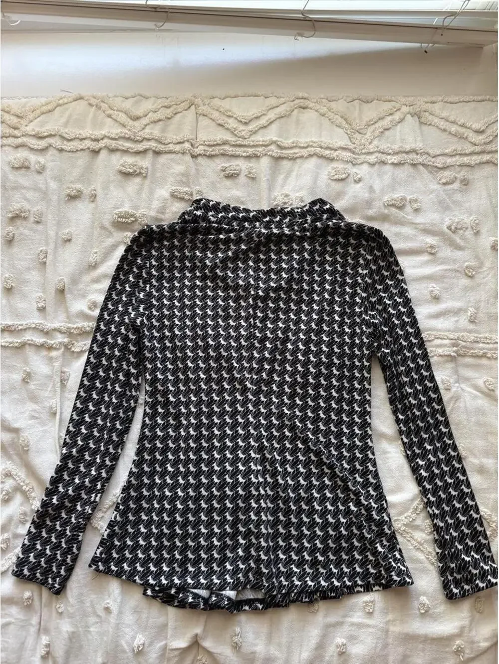Ann Taylor Petite Black White Leaf Print Peplum Top